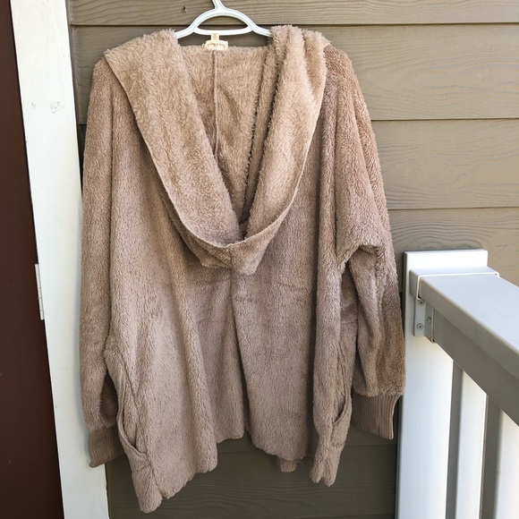LAST ONE! • Taupe Tan Beige Sherpa Jacket Cardigan - Picture 8 of 8